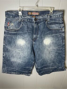mecca USA y2k men’s 40 Distressed Blue Denim Jean Shorts jorts embroidery